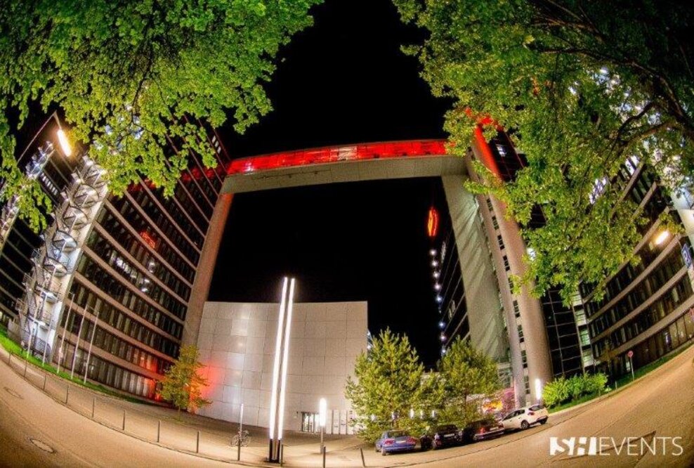 SKYEVENT – Ihr PanoramaEvent über den Dächern Münchens