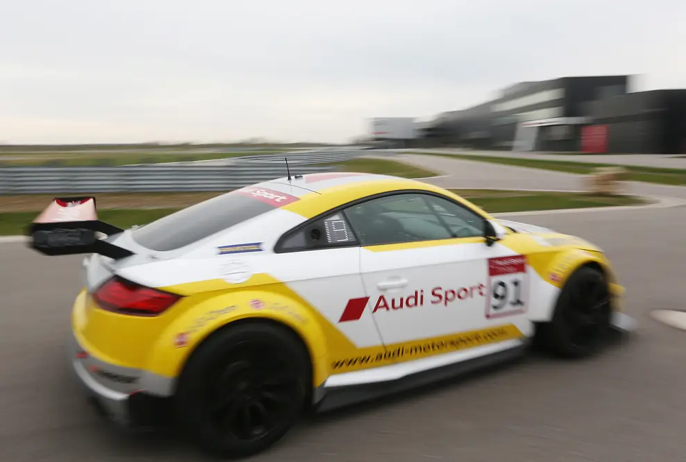 Audi Motorsport Newsletter 11/2016