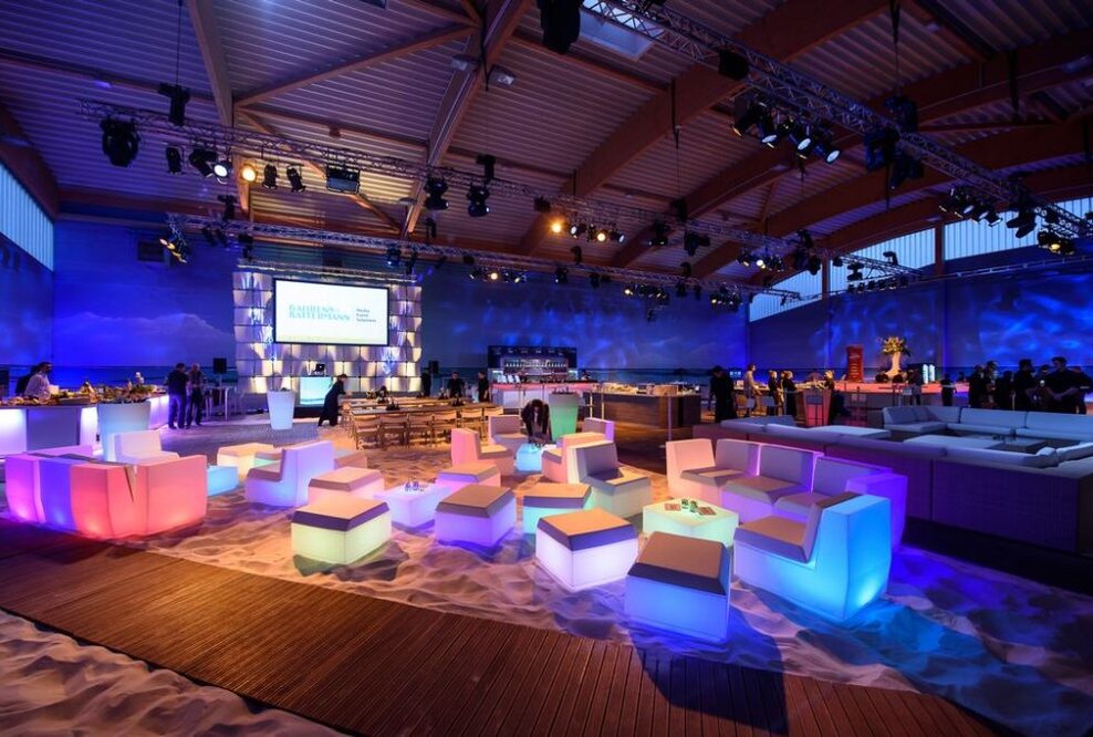 Hamburger Eventszene sammelt für Nestwerk e.V.