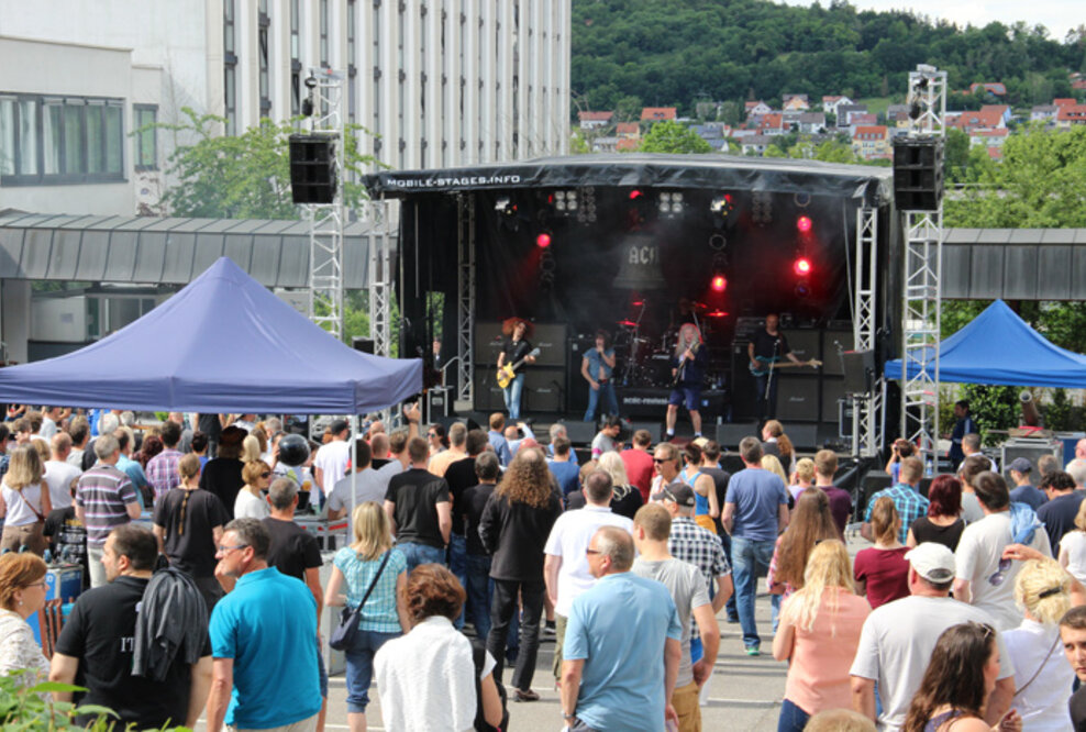 70 Jahre Eckert Schulen: Über 6.000 feiern in Regenstauf