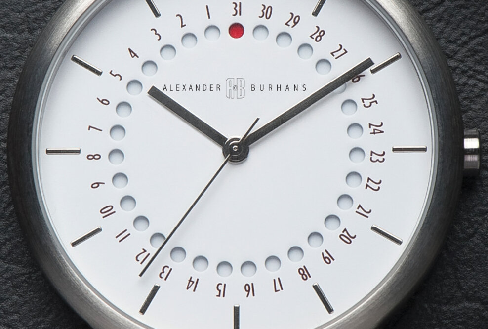 Redesign einer erfolgreichen Uhr aus den 90ern, in limitierter Edition, als Start Up bei Kickstarter