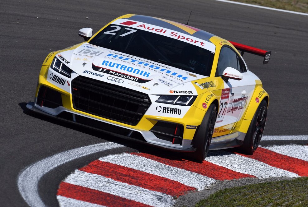 Sommerpause ade: Audi Sport TT Cup mit hochkarätigen Gaststartern am Nürburgring