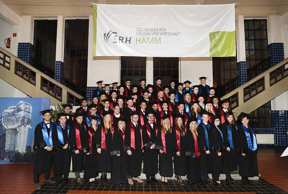 9. Absolventenjahrgang der SRH Hochschule Hamm feierlich verabschiedet