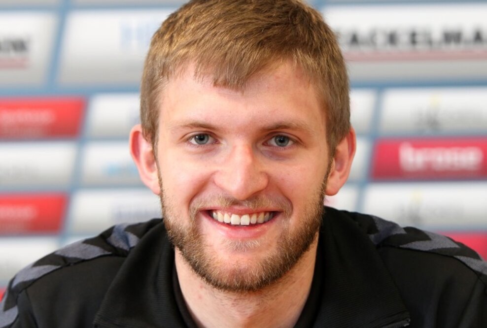 Handball: Johannes Bayer verlängert beim HC Erlangen