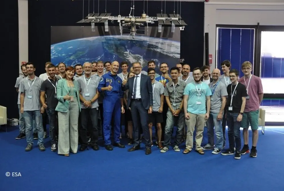 Bahnbrechende Linked Open Data Tools verhelfen dem Gewinner des Space App Camps zum Sieg