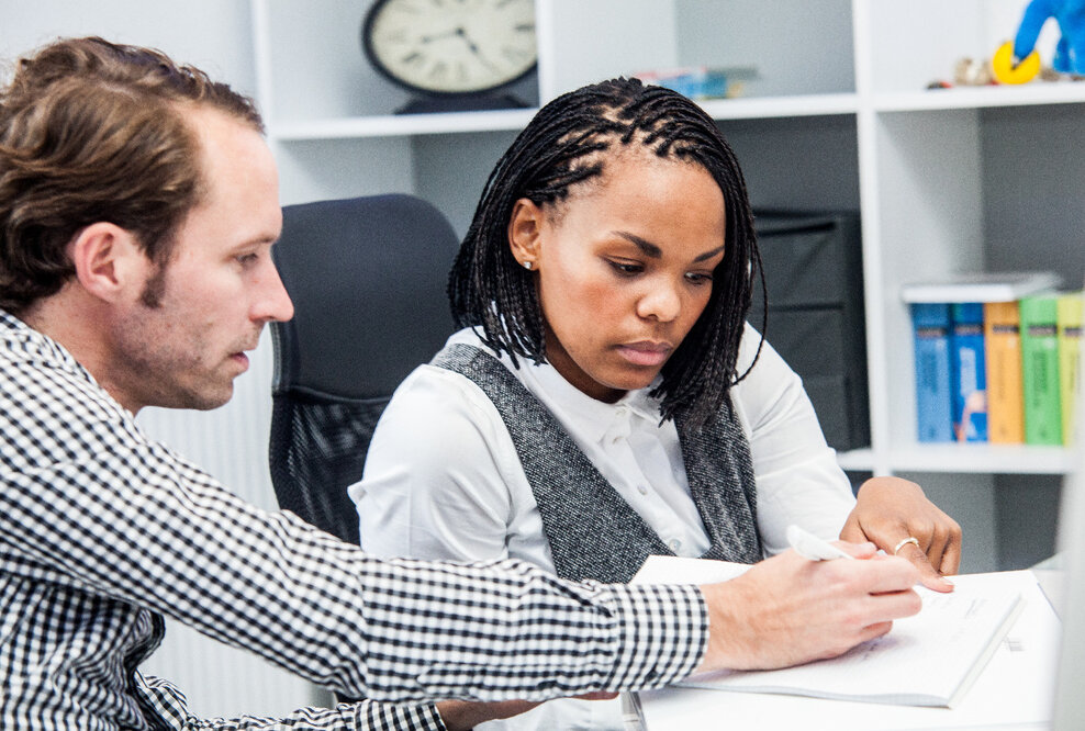 Wie Job-Coaches Krisen in Unternehmen systemisch lösen