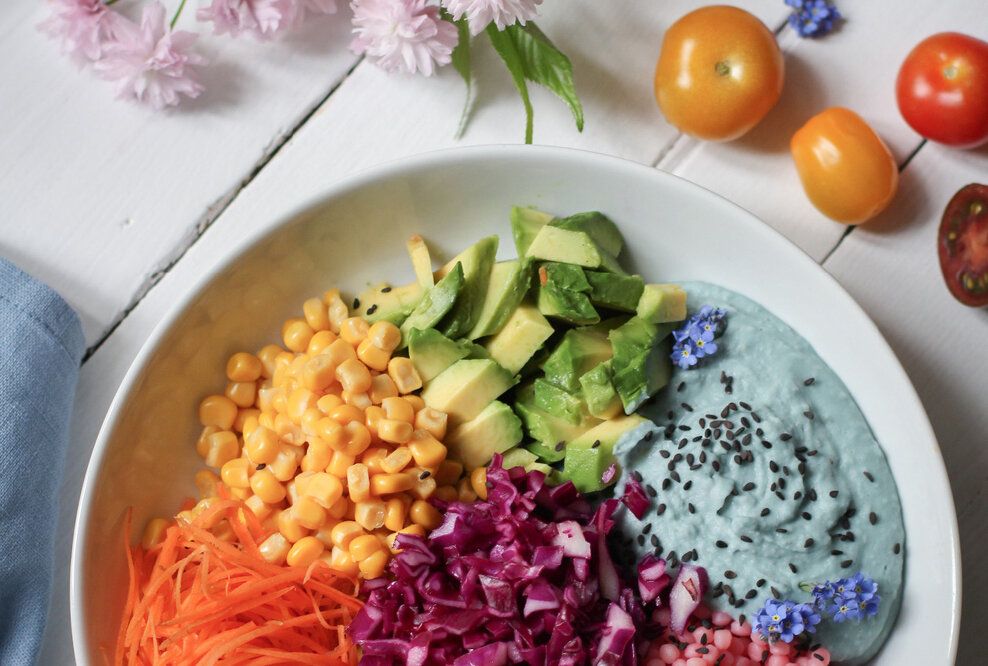 Druckfrisch auf dem veganen Kochbuchmarkt: Green Love – für Spaß beim Kochen und Genuss jeden Tag.