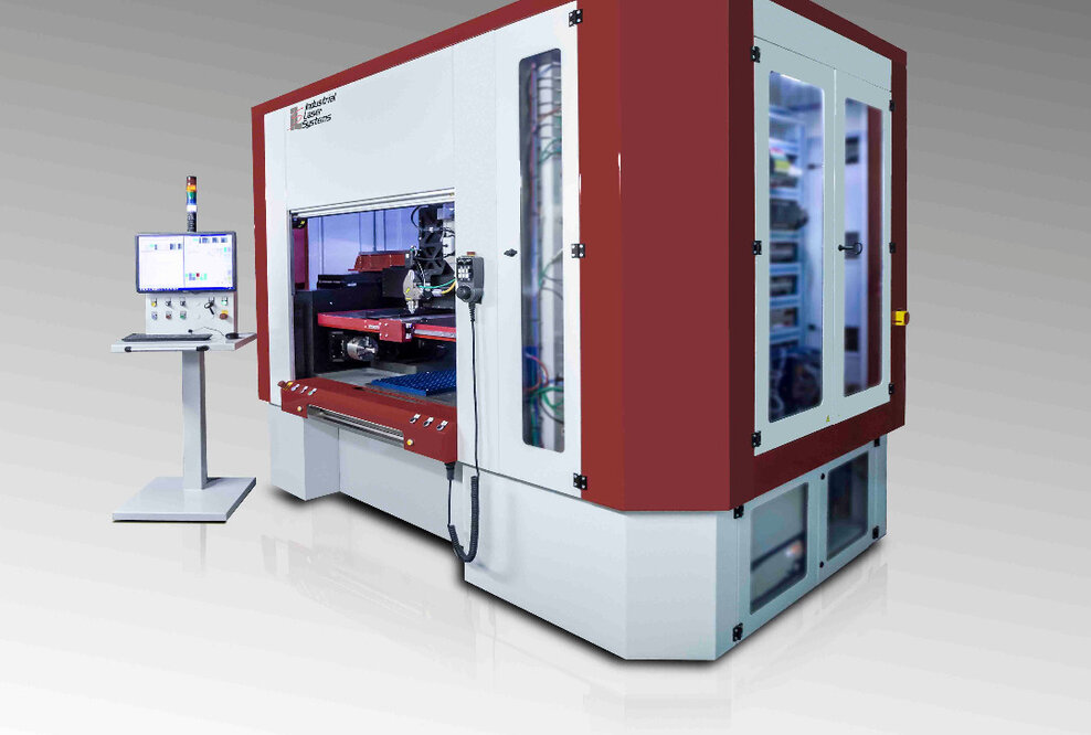 KUNDENSPEZIFISCHE MATERIALBEARBEITUNGS-LASERSYSTEME UND -MASCHINEN FÜR HÖCHSTE ANSPRÜCHE