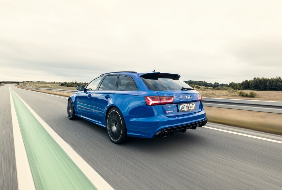 Hochleistungssportler in limitierter Sonderserie: Audi RS 6 Avant performance Nogaro Edition