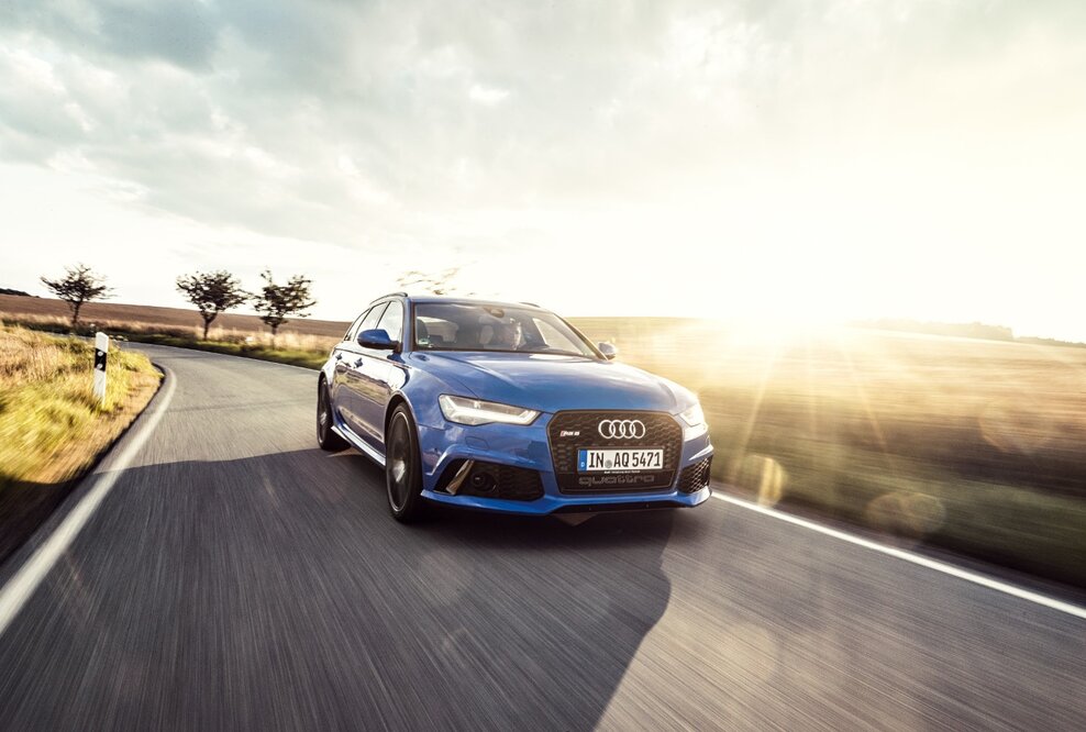 Hochleistungssportler in limitierter Sonderserie: Audi RS 6 Avant performance Nogaro Edition