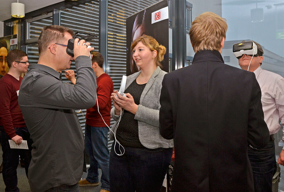 Teilnehmer des BTZ Leipzig im Zukunftsdialog mit DB Netz AG