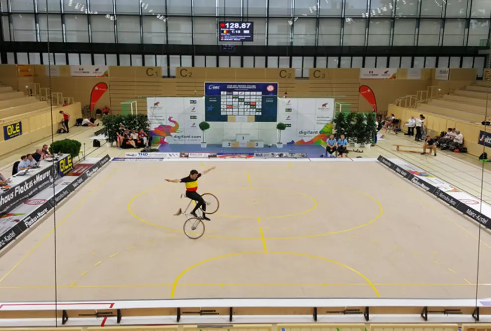 DIGIFANT Werbetechnik unterstützt Radsport EM in Wiesbaden