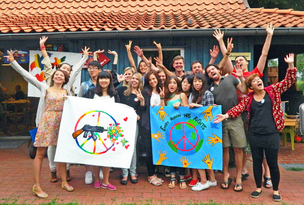 Youth Activists for Peace - Internationale Jugendbegegnung in Sievershausen