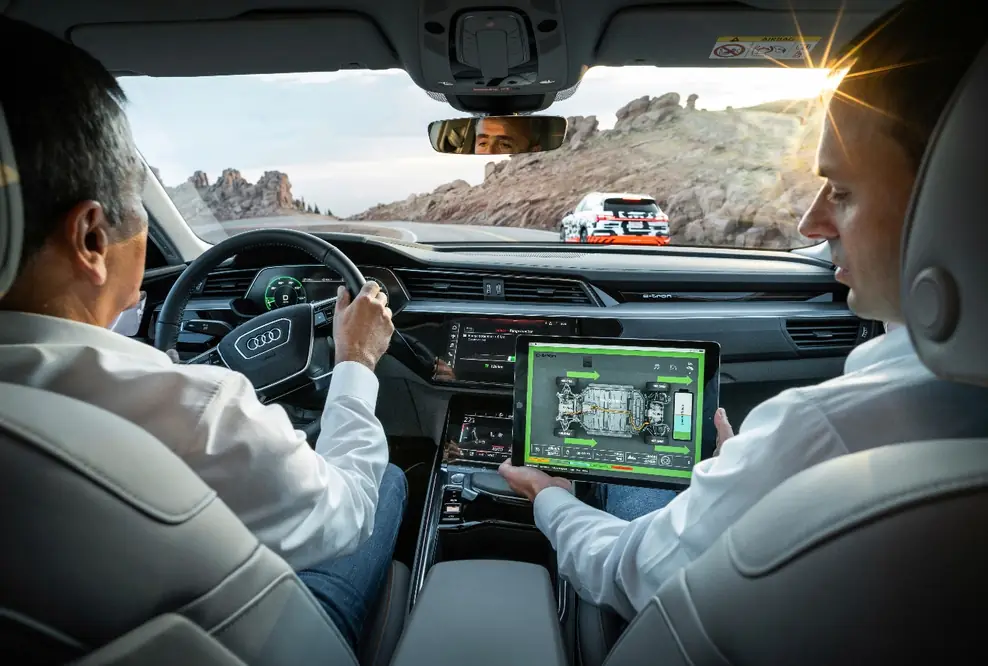 Energiewende: Audi e-tron-Prototyp im Rekuperationstest