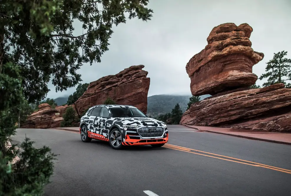 Energiewende: Audi e-tron-Prototyp im Rekuperationstest
