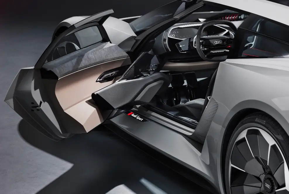 Weltpremiere in Pebble Beach - Die Studie Audi PB18 e-tron