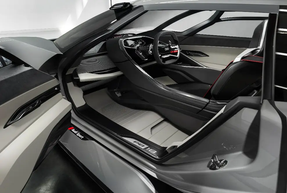 Weltpremiere in Pebble Beach - Die Studie Audi PB18 e-tron