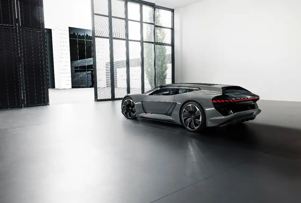 Weltpremiere in Pebble Beach - Die Studie Audi PB18 e-tron
