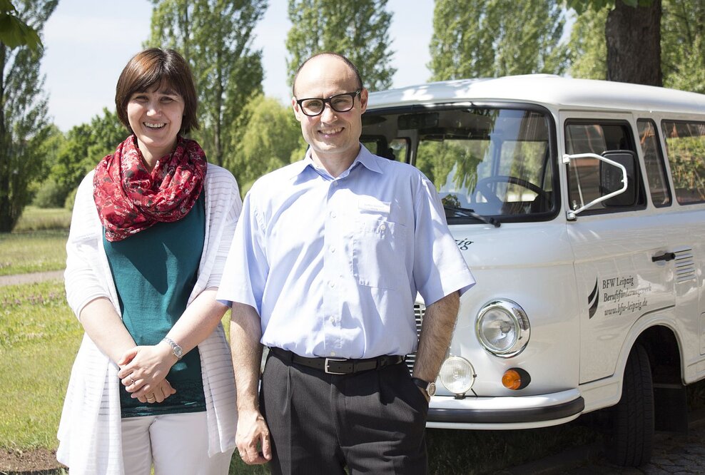 Letzte Station des weißen BARKAS des BFW Leipzig führt nach Chemnitz