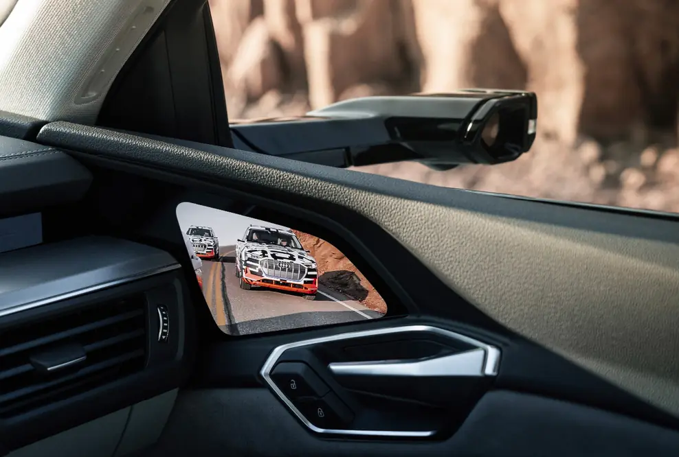 Ficosa entwickelt und produziert den virtuellen Außenspiegel des Audi e-tron