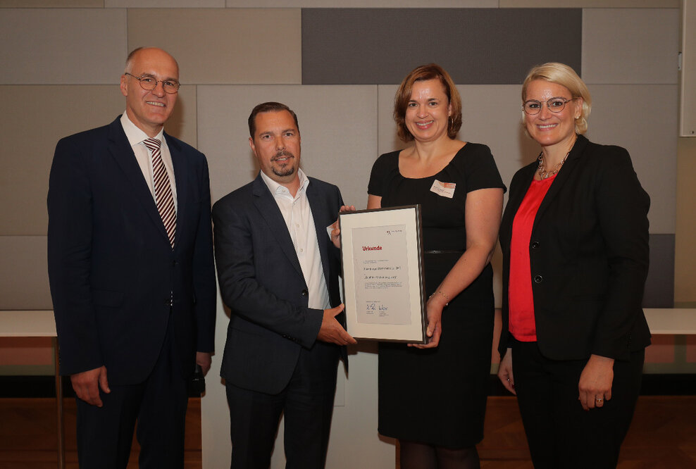 Rosenberger OSI erhält Auszeichnung „Qualität – Made in Augsburg“