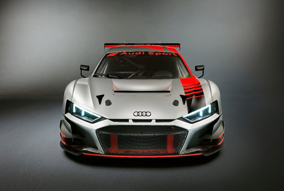 Weltpremiere in Paris: Neue Evolutionsstufe des Audi R8 LMS für den Kundensport