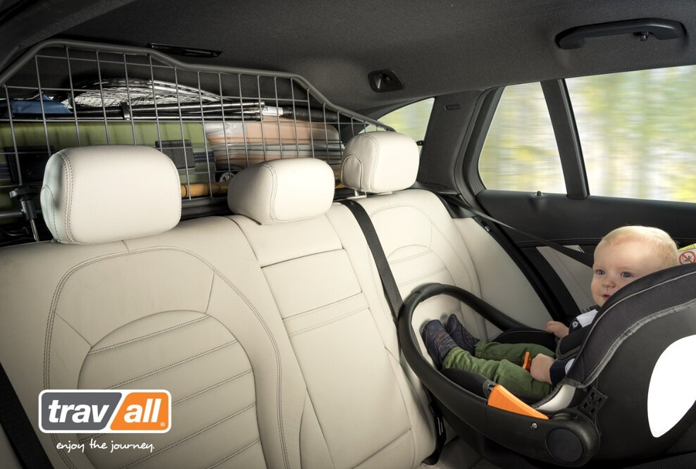 Reboarder-Kindersitze am besten in Kombination mit einem Gepäckschutzgitter verwenden