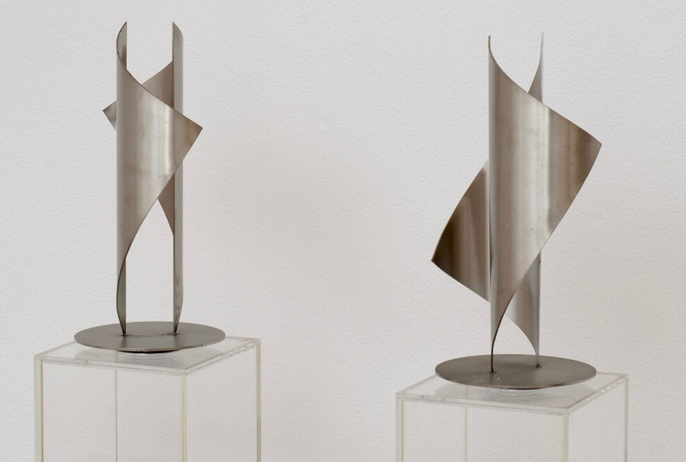 Ausstellung: Roland Phleps „DREIECKE, RÄUMLICH“ - Stahlskulpturen