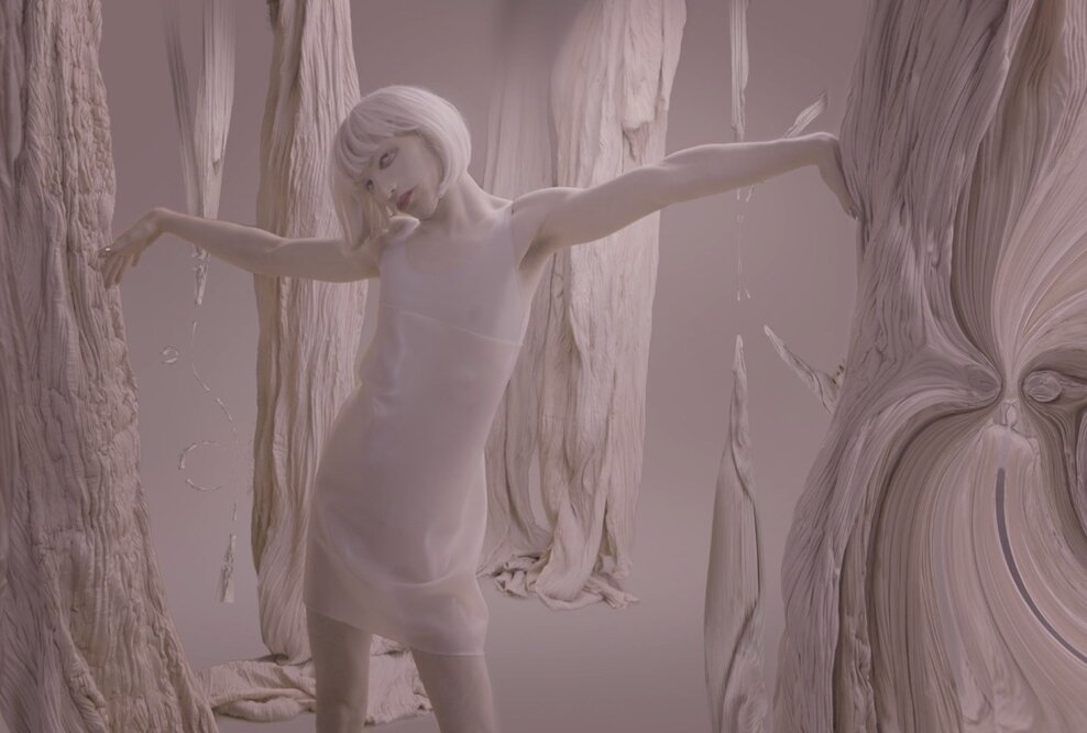 Leipziger Kunstfigur "The Woman Inside" in Kooperation mit Designkünstler Bart Hess