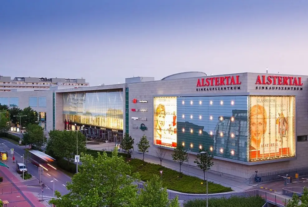 Shopping-Party mit Star-Auflauf im Alstertal-Einkaufszentrum