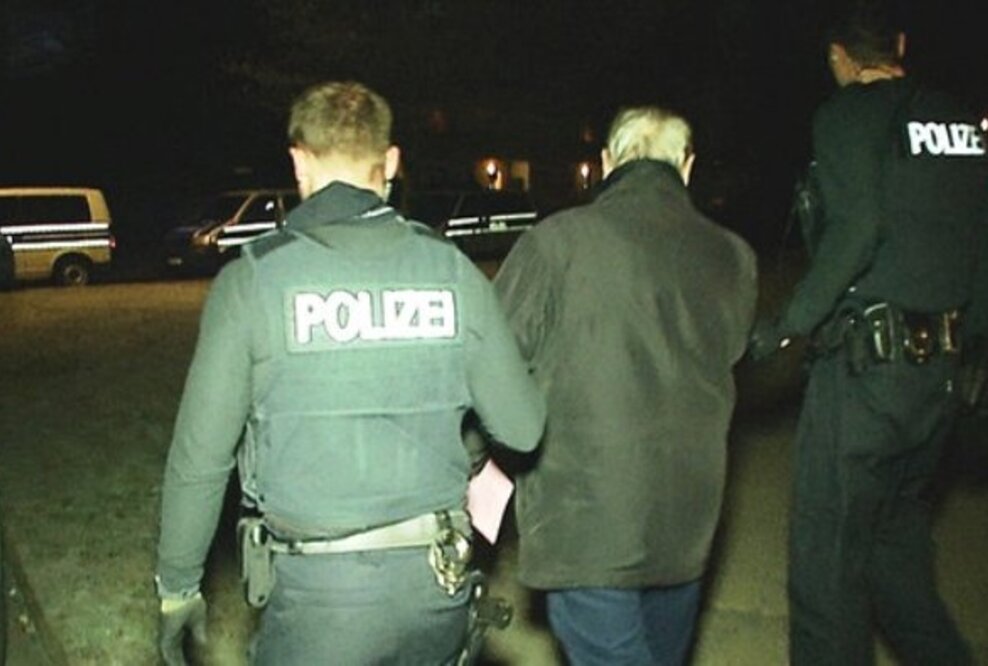 Berliner Polizei beschlagnahmt verbotene chemische Substanz