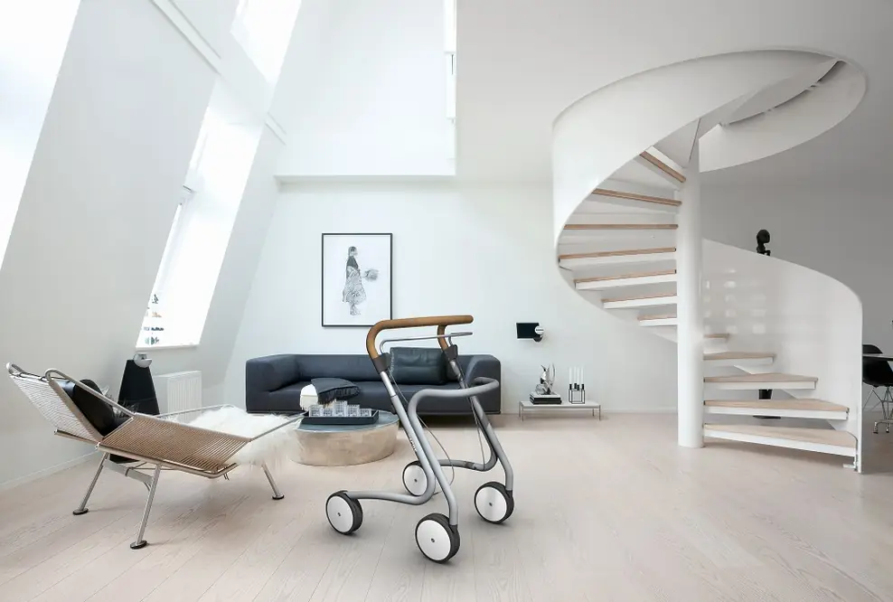 Hilfsmittel werden zu Designobjekten: Rollatoren und Elektromobile mit Designpreisen ausgezeichnet