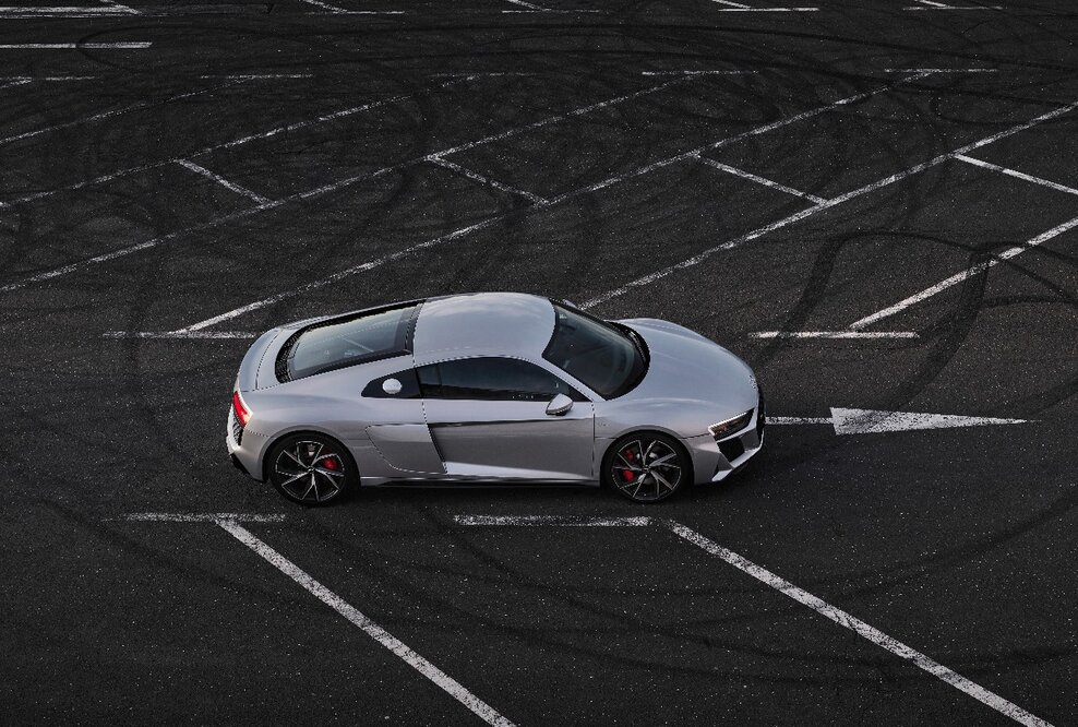 Noch schärfer, noch markanter: der Audi R8 V10 RWD und der Audi R8 LMS GT4