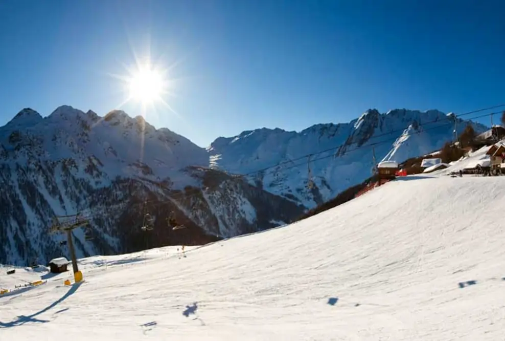 Winter-Cocktail für die ganze Familie: Schnee, Ski, Aostatal