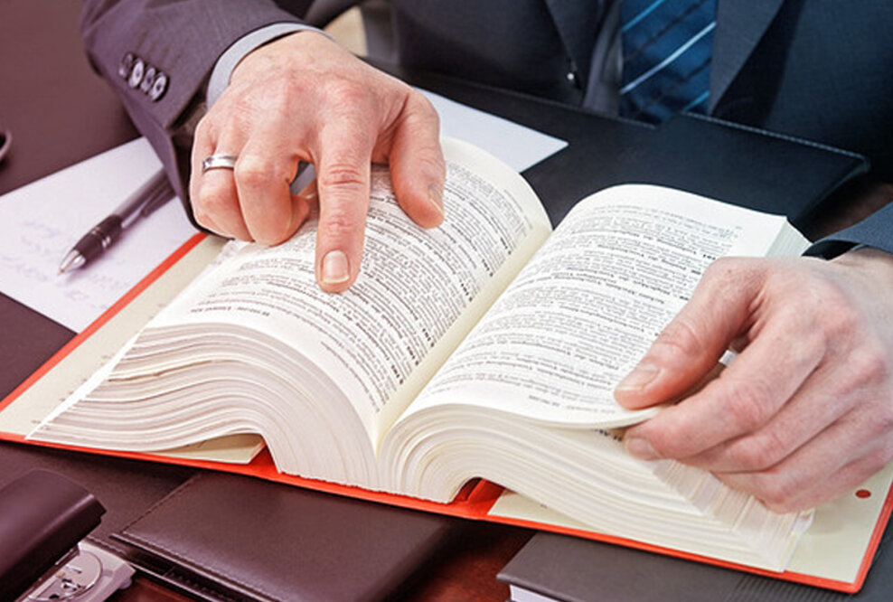 Grundlagen des Arbeitsrechts an vier Wochenenden