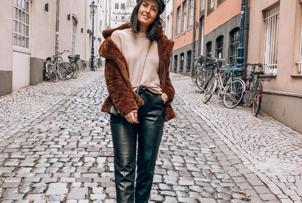 Influencerin @die.kim launcht eigene Pinsel-Kollektion