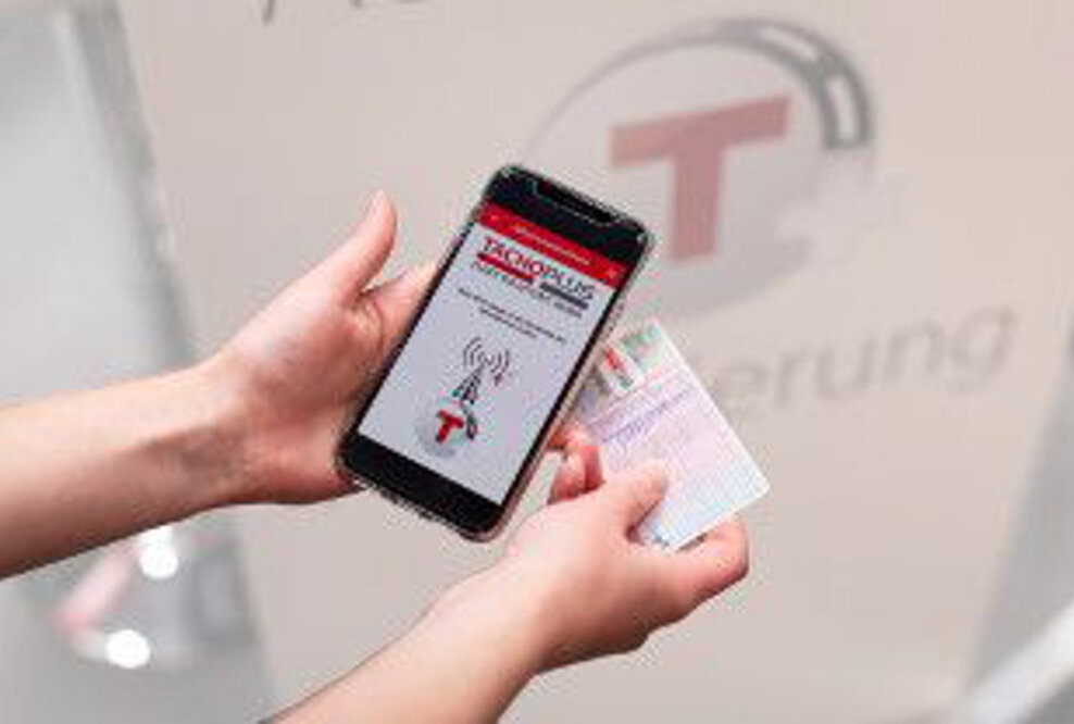 Mobile Führerscheinkontrolle via App