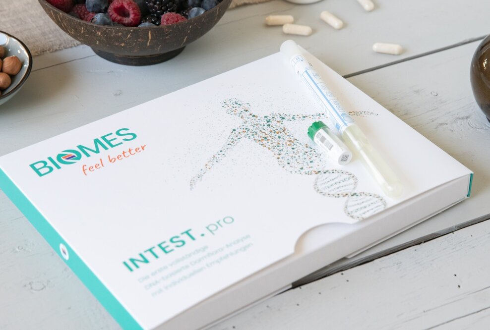 Innovative Darmflora-Analyse legt in Vertrieb zu: Produkte des Biotech-Startups BIOMES ab sofort bei DocMorris erhältlich