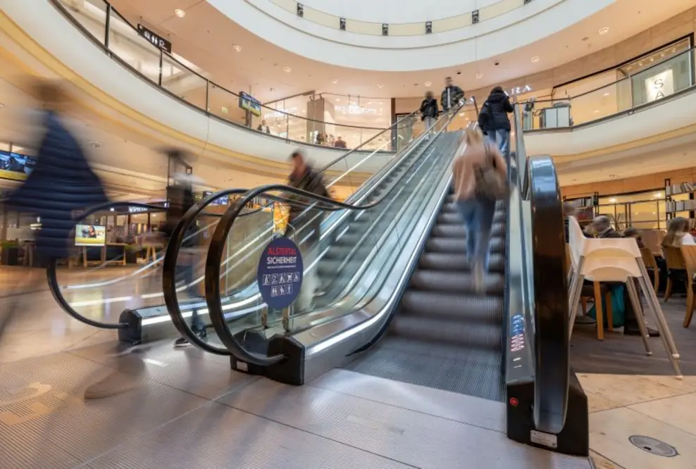 Neue Stores & keine Schließungen: Alstertal-Einkaufszentrum Hamburg bleibt attraktiver Shopping Hotspot