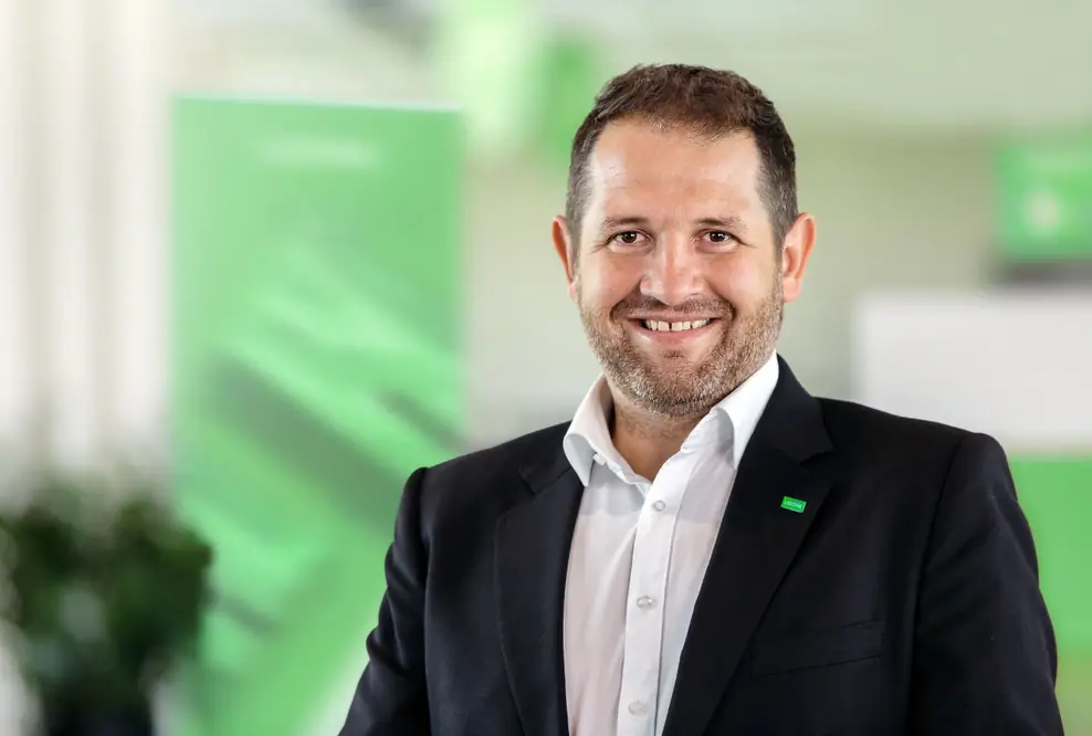 Loxone übernimmt Lautsprecher-Spezialisten quadral