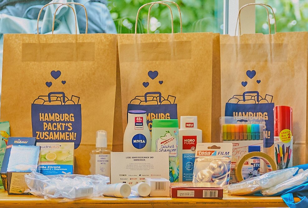 Unterstützung in Corona-Zeiten: Belegschaft von Gasnetz Hamburg spendet 3.000 Euro für Hilfsgüter-Taschen