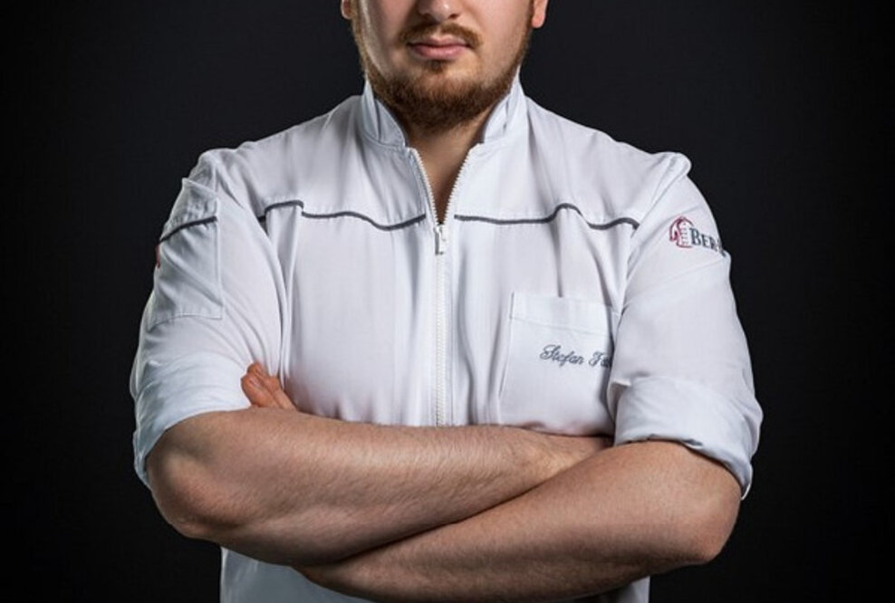 Gourmet-Menü to Go von Stefan Fäth vor dem Alstertal-Einkaufszentrum Hamburg