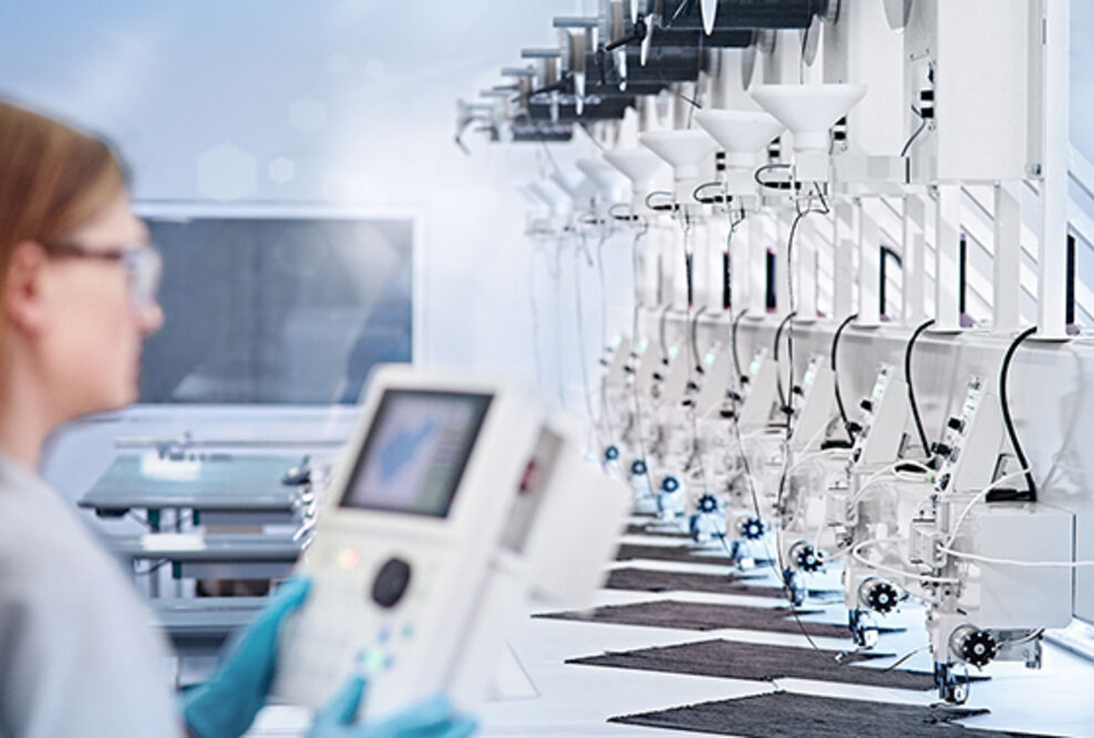 RAMPF: Gleichzeitige Reduzierung von Produktionskosten und Bauteilgewicht