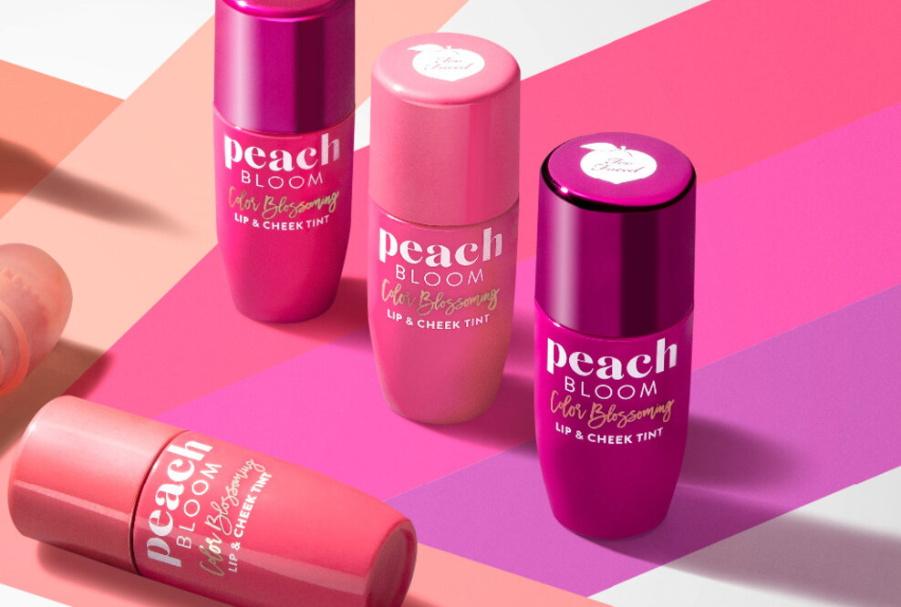 Glass Skin mit Too Faced