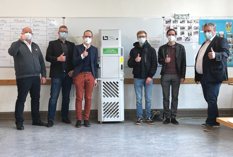 Aktiver Schutz und gesundes Raumklima für die Klaus-Groth-Schule in Neumünster mit antiviraler Luftfiltration Virus Cleaner