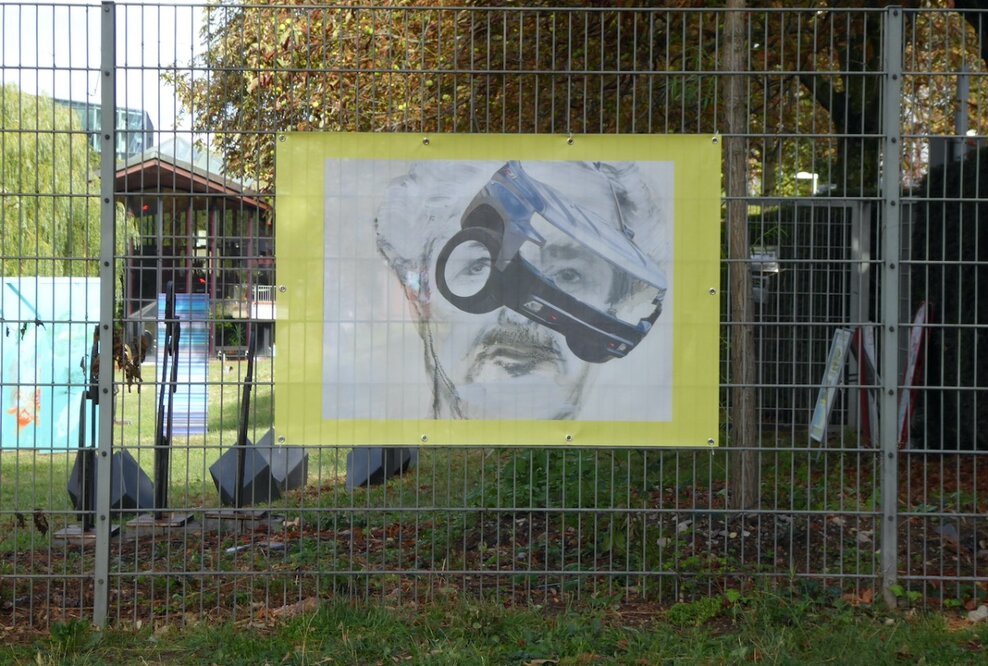 Finissage der Ausstellung im Skulpturenpark: Kunst auf der Liegewiese des Faulerbads und in der Faulerstraße Freiburg