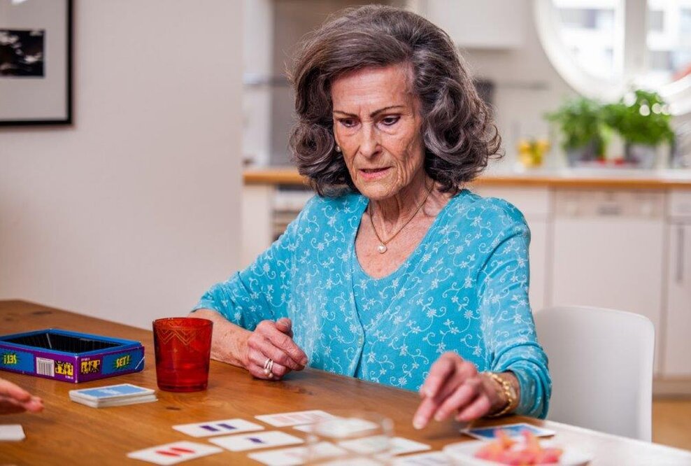 Demenz: Angehörige benötigen ebenso Beratung wie Betroffene selbst