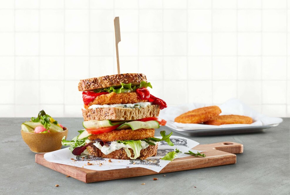 Da lachen ja die Hühner: The Vegetarian Butcher launcht den veganen Crispy NoChicken Burger