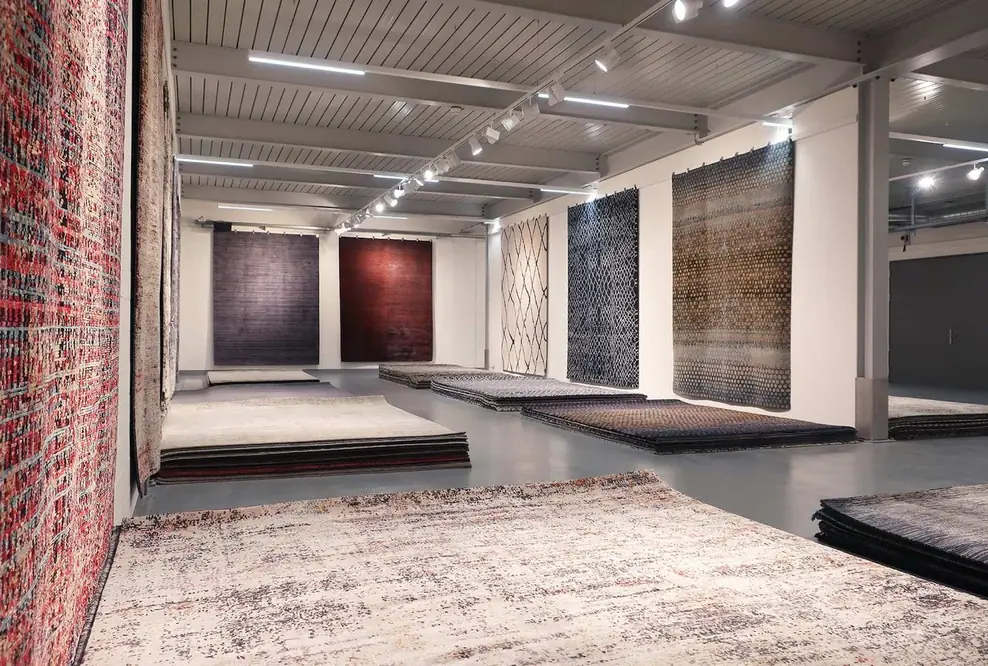 Mischioff AG mit neuem Teppich-Showroom