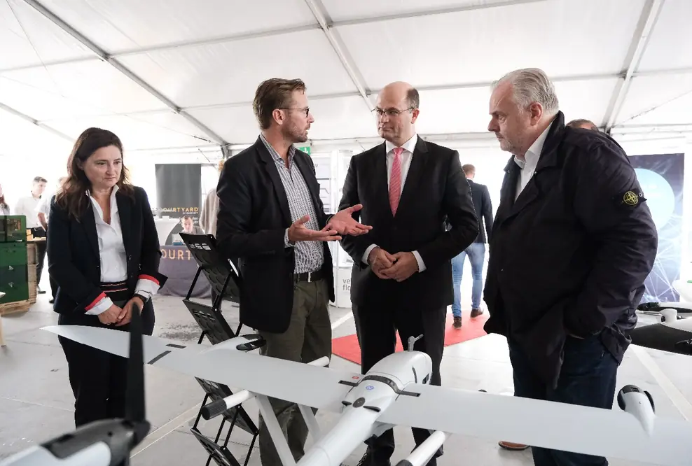 Richtfest für das High Tech Gebäude asto Mäander